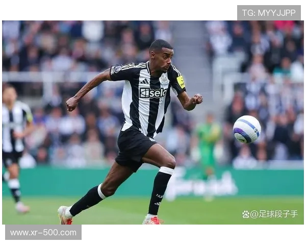 伊萨克连续七场破门,纽卡锋线找到终极答案 伊萨克连续七场破门,纽卡锋线找到终极答案