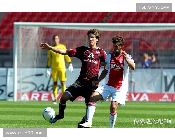 德乙保级关键战，杜塞尔多夫与菲尔特直接对话。